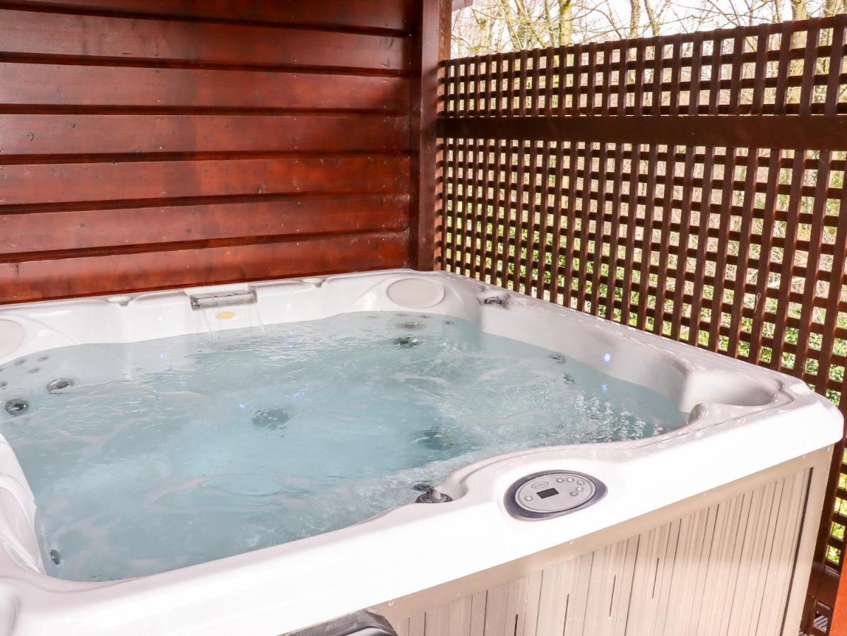 Watersview Lodge 利克 外观 照片